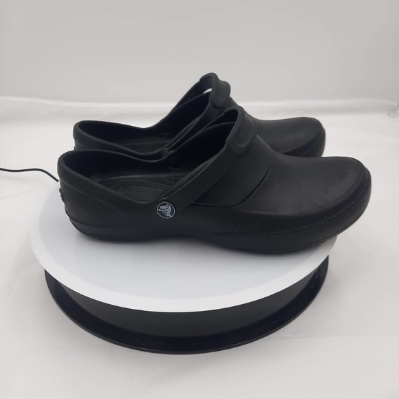 Black Womens work clog Crocs NO HOLES slip resistant W8 - Picture 1 of 8